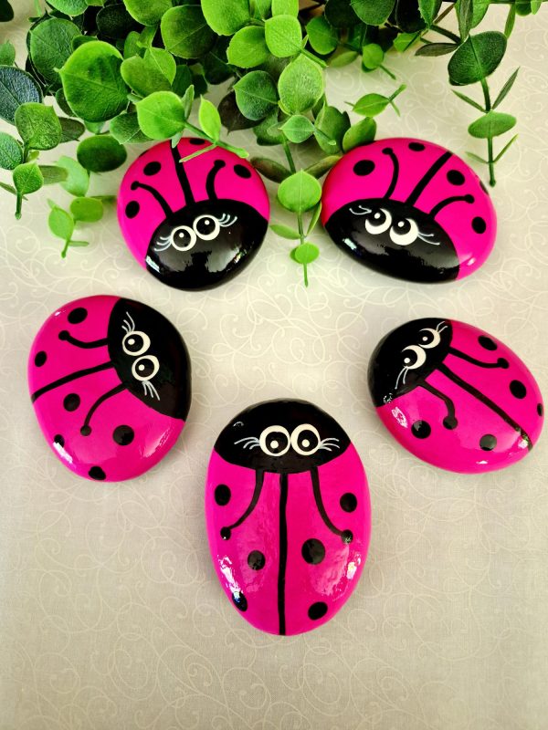 hand painted rocks