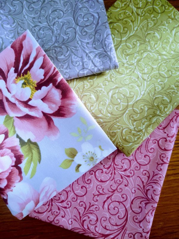 Camellia Fat Quarter Set