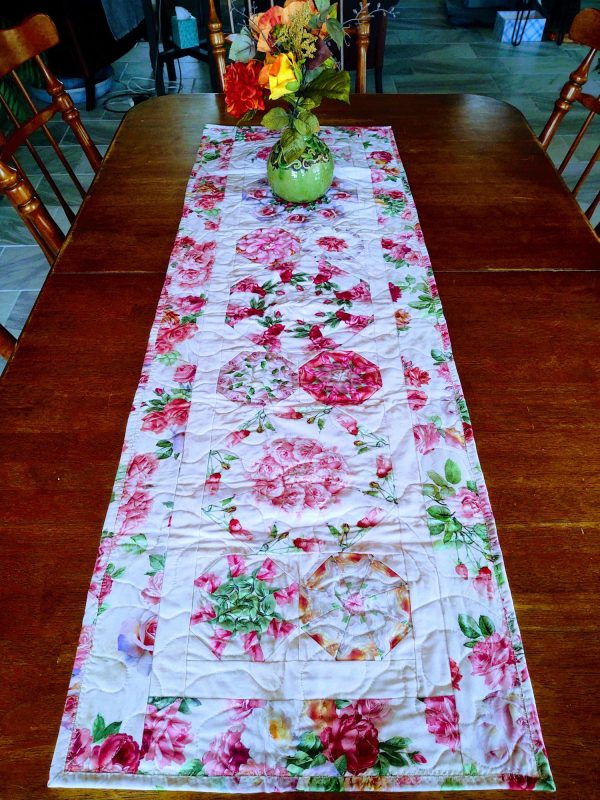 Spring Floral Roses Quilted Table Runner