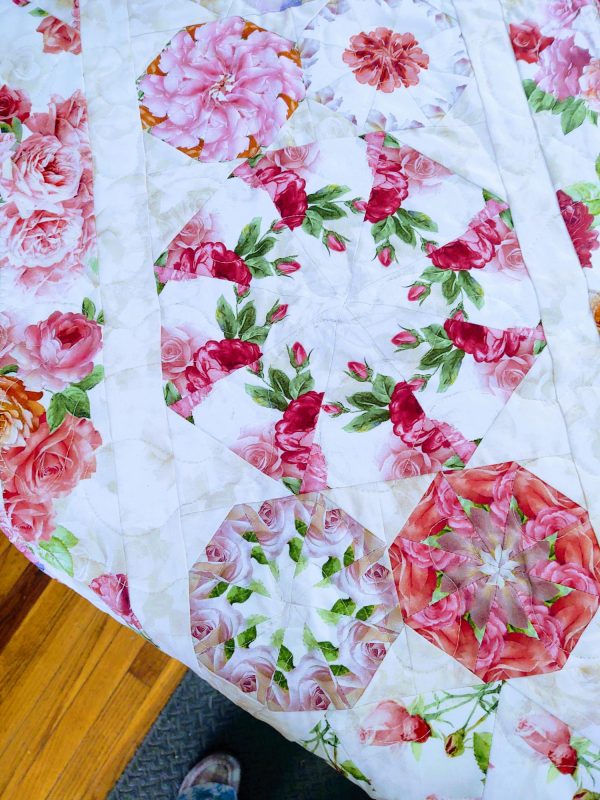 Spring Floral Roses Quilted Table Runner - Image 6