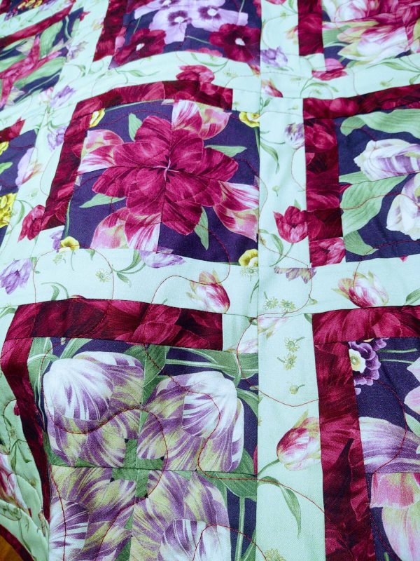 Vintage Floral Baby Quilt, Lap Throw, Wheelchair Quilt, or Wall hanging - Image 5