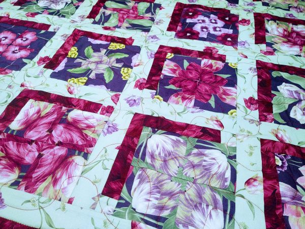 Vintage Floral Baby Quilt, Lap Throw, Wheelchair Quilt, or Wall hanging - Image 3