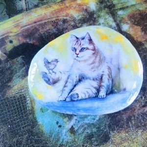 hand painted rock, cat rock