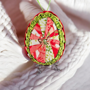 Handmade Ornament / Dresden Egg